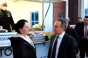 Rektör Yılmaz’dan Hastaneye Moral Ziyareti