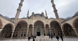 Restorasyonu olay olmuştu! 4 yıl sonra ibadete açıldı