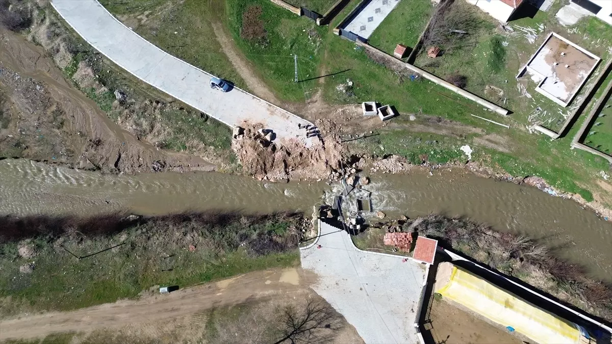 Saraykent’te Sel Sonrası Köprü Yıkıldı