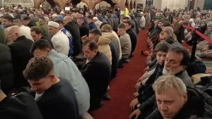 Selimiye Camisi’nde İlk Teravih Namazı