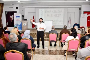 Silifke’de Aile ve Okul İşbirliği Semineri