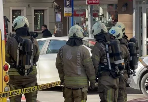 Şişli’de Yangın: 9 Katlı Bina Çatısı Alev Alev