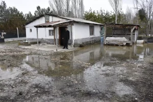 Sivas’ta Su Baskınları: Evler Sular Altında