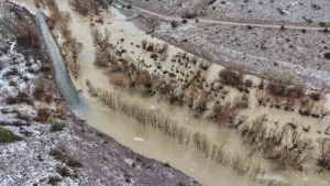 Sivas’ta Yıldız Irmağı Taştı