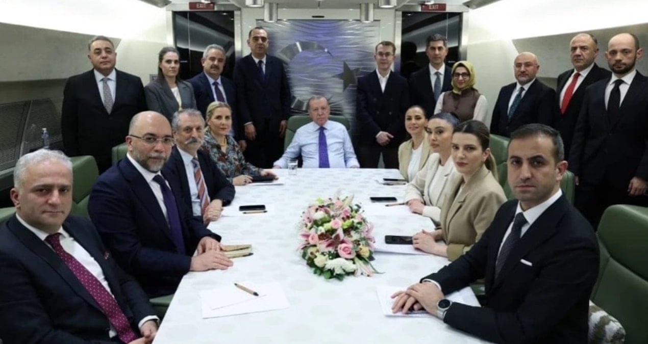 SON DAKİKA: Erdoğan’dan yeni anayasa çıkışı: Henüz bir takvim ortaya çıkmış değil