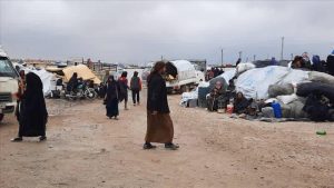 Suriye yönetiminden Hol Kampı kararı: 77 aile Halep kırsalına taşındı