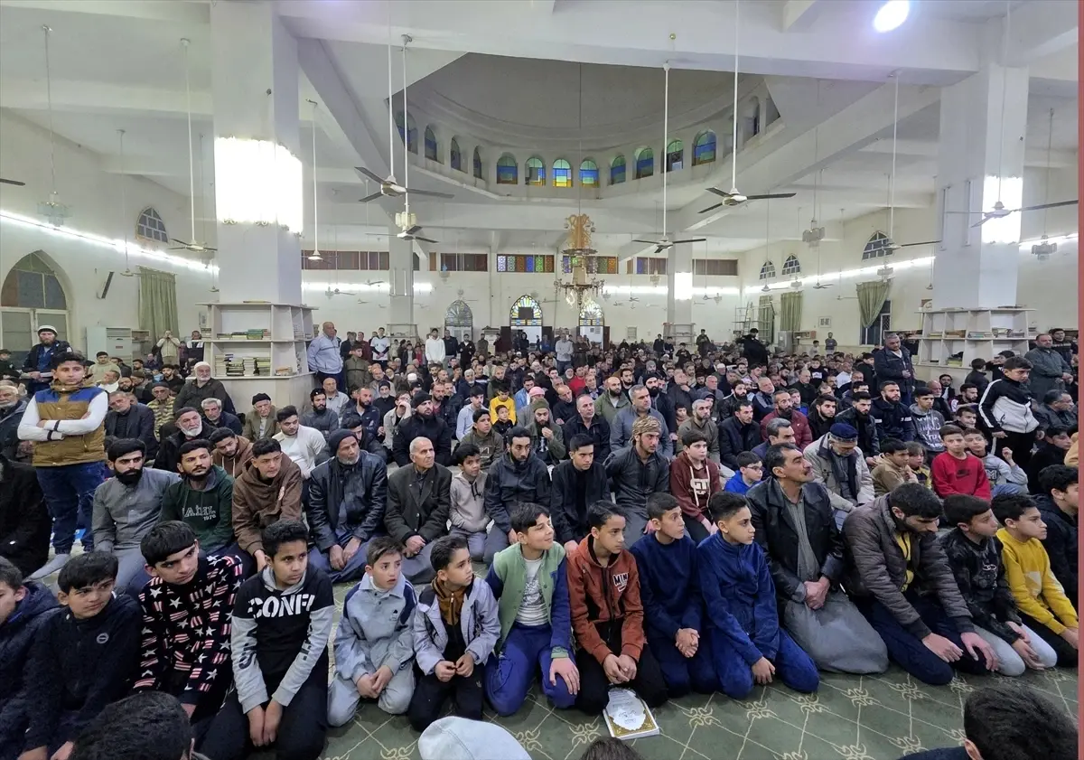 Suriye’de İlk Teravih Namazları Kılındı