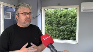 Taksi Durağına Saldıran Kadın Gözaltına Alındı