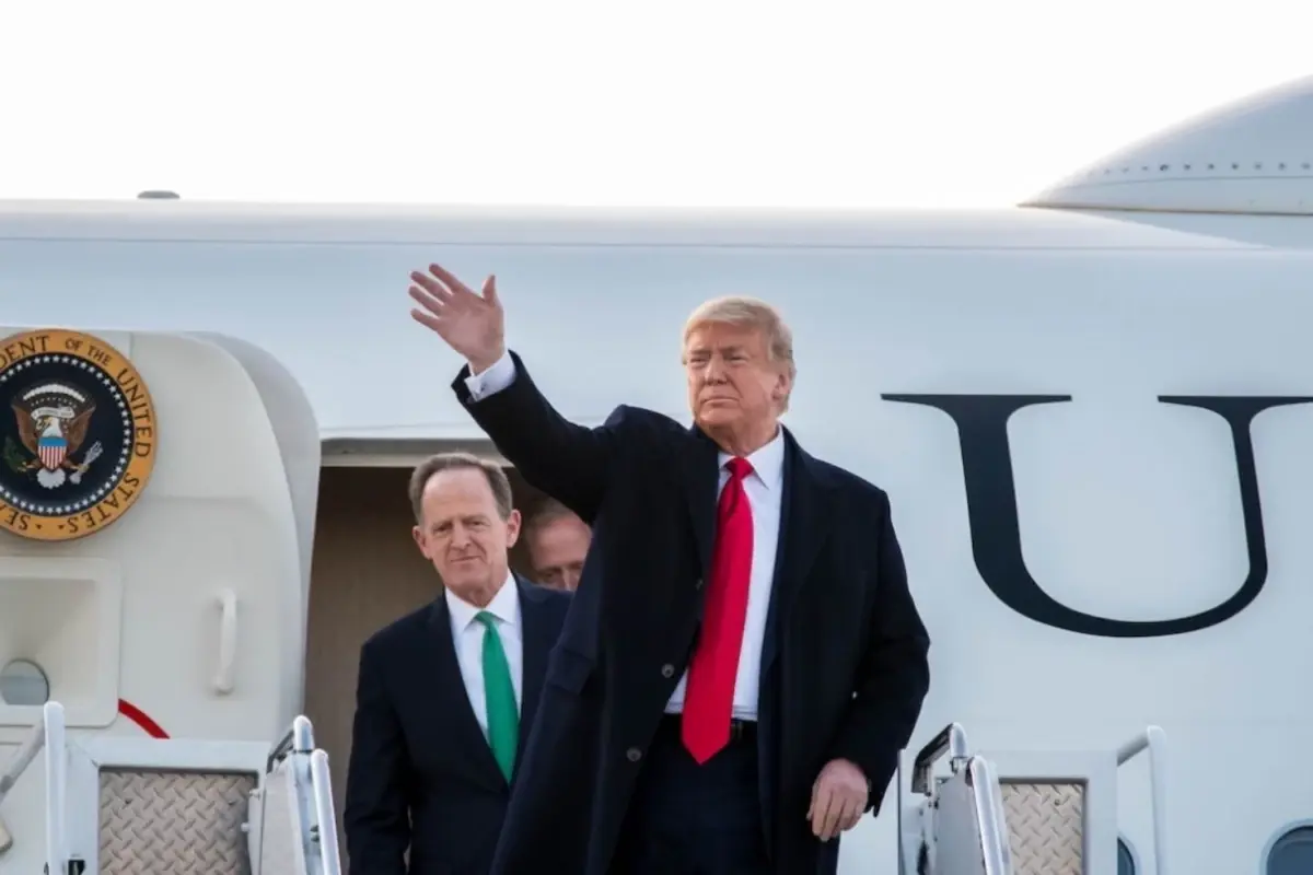 Trump’ın Uçak Anısı Gülüşmelere Yol Açtı