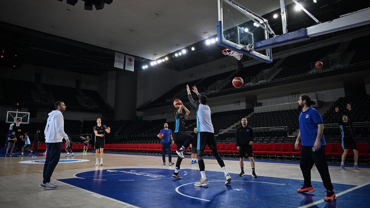 Türk Telekomlu basketbolcular Fenerbahçe’den rövanşı almak istiyor