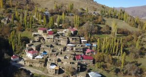 Türkiye’nin en küçük köyü: Tek başına yaşıyor hem muhtar hem seçmen