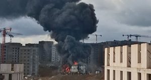 Tuzla’da işçi konteynerinde yangın: Çok sayıda ekip sevk edildi