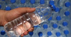 Üç adet suya 600 lira isteyen işletmeye ceza kesildi