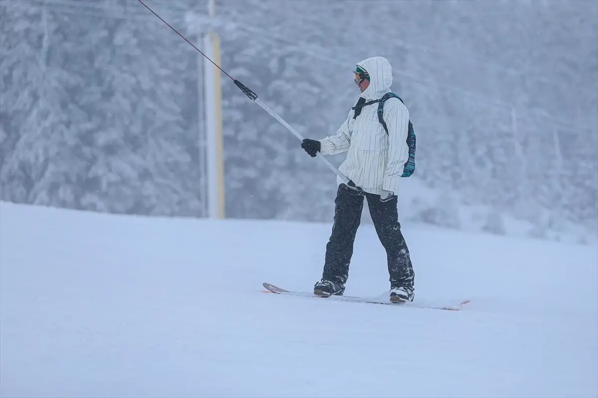 Uludağ’da Kar Kalınlığı 1.5 Metreye Yaklaştı