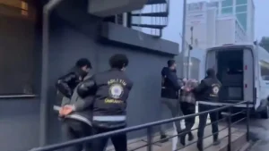 Ümraniye’de Kaçak Silah Operasyonu: 6 Tutuklama