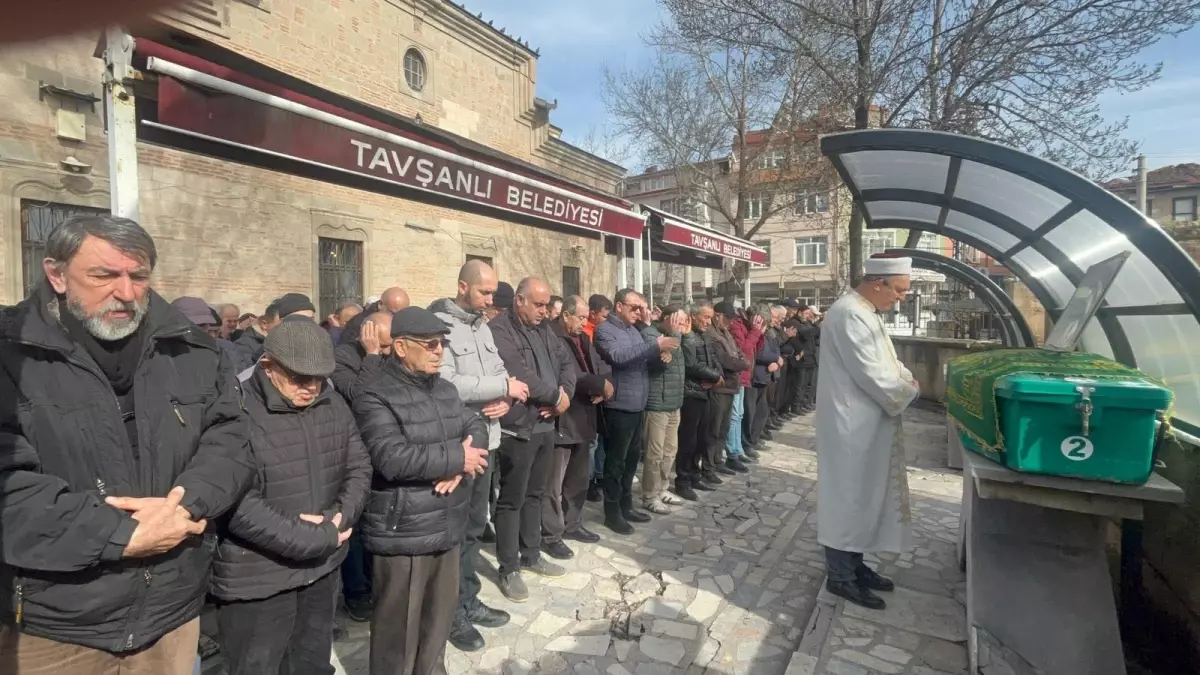 Usta Flüt Sanatçısı İsmail Ayvazoğlu Hayatını Kaybetti