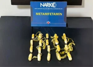 Uyuşturucu Kaçakçılığı: Poliste Yakalandı