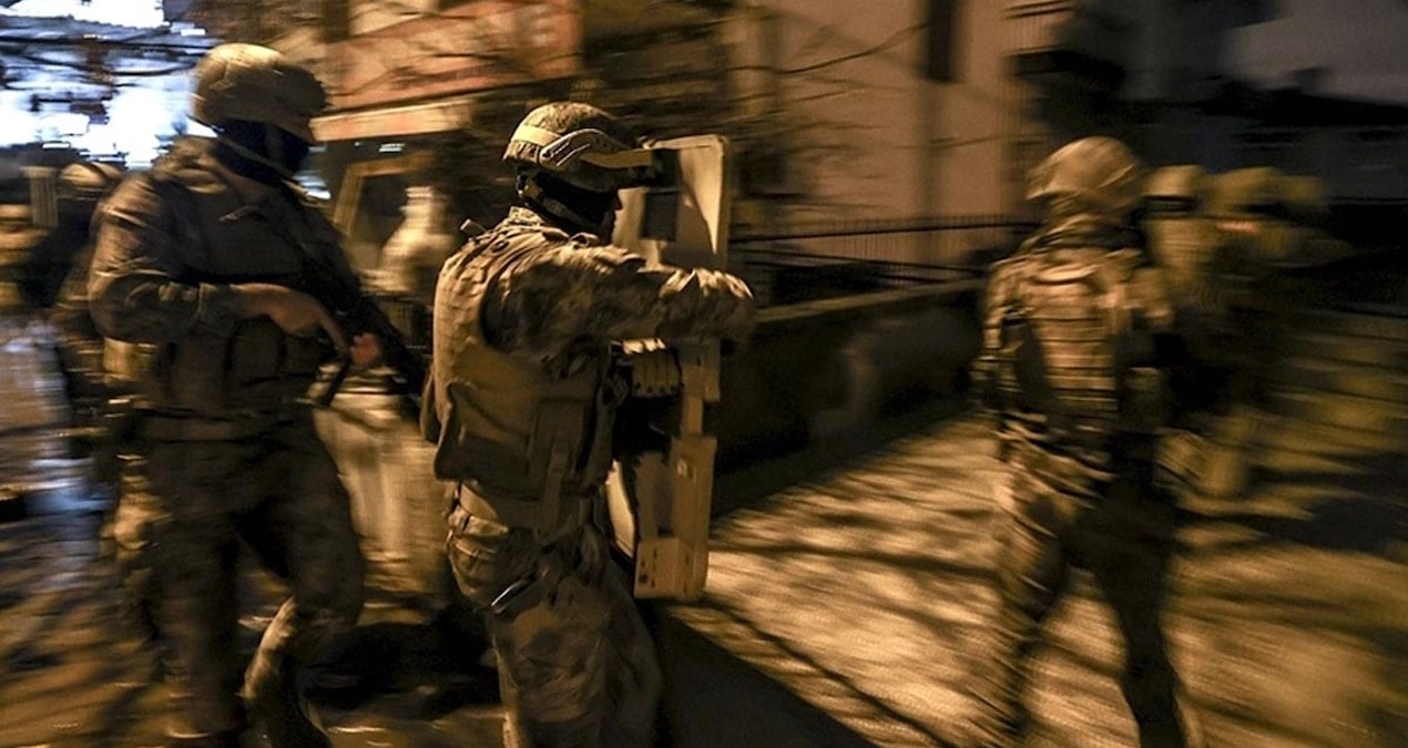 Van’da uyuşturucu operasyonu: Kırsal alana gizlenmiş 21 kilo uyuşturucu bulundu