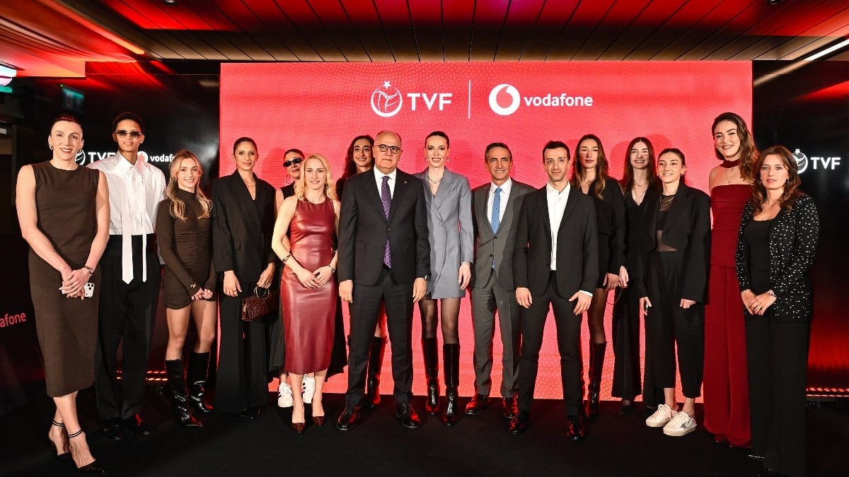 Vodafone, kadın voleybol sponsorluğunda başarılı iki yılı kutladı