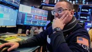 Yabancılar “Amerika’yı sat” çağrısına uymadı, net 1,6 trilyon dolarlık alım yaptı