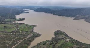 Yağışlar sonrası barajlar doldu, nehirler taştı