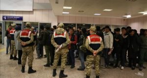 Yalova’da saklanan IŞİD şüphelisi göçmenlerle yurt dışına kaçarken yakalandı