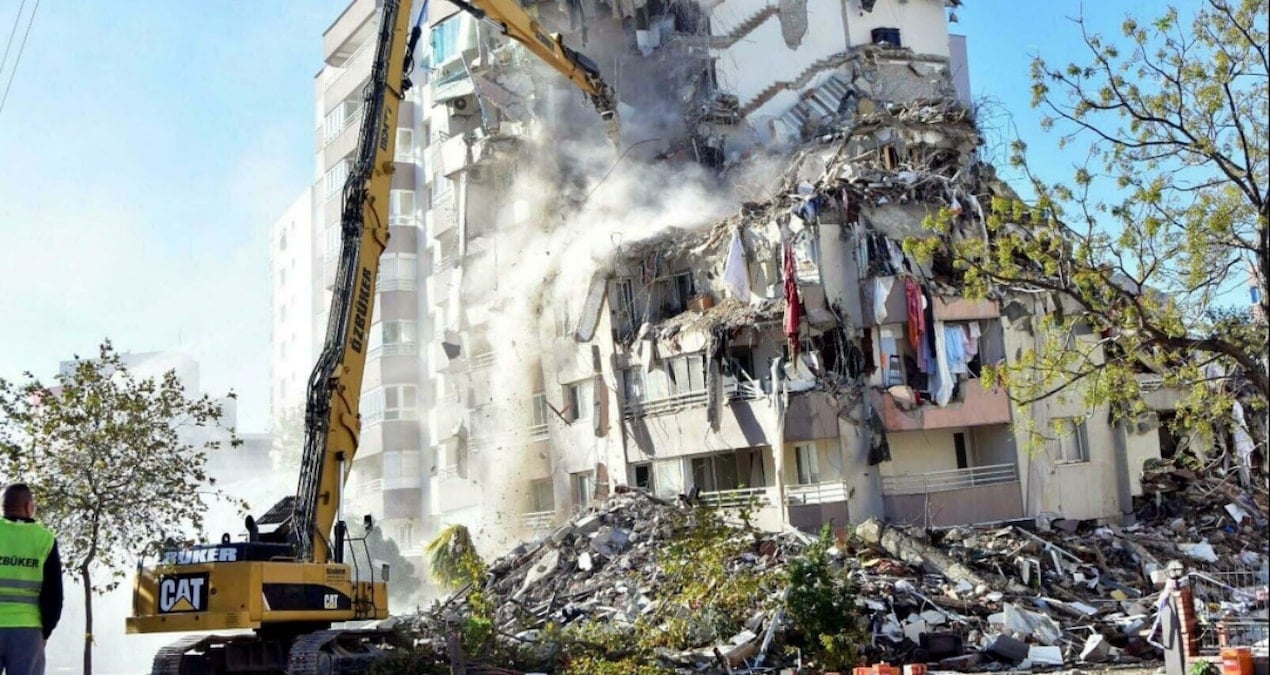 Yargıtay, 11 kişinin öldüğü Yılmaz Erbek Apartmanı davasında 6 sanık hakkındaki kararı bozdu