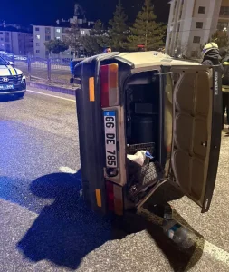 Yozgat’ta Otomobil Devrildi: 3 Yaralı