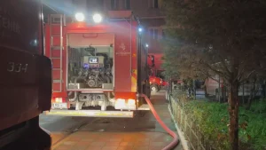 Zeytinburnu’nda Otopark Yangını