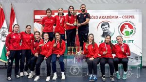 20 Yaş Altı Kadın Güreş Milli Takımı, Macaristan’da şampiyon oldu