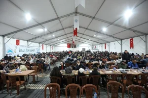 30 Bin Kişiye İftar