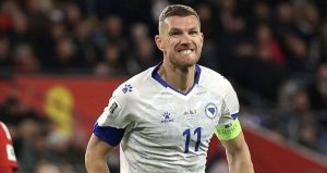 40 yaşındaki Edin Dzeko ülkesine hayat verdi