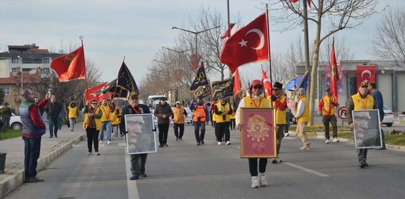 “57. Alay” için Tekirdağ’dan yola çıkan gönüllüler Gelibolu’ya geldi