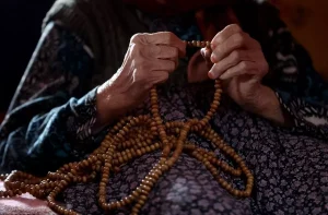 96 Yaşındaki Hatice Nine’nin Yaşama Enerjisi