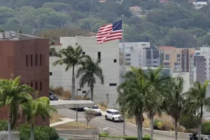 ABD Büyükelçiliği Caracas’ta yeniden açıldı