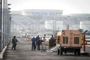 ABD, İran’ın Hark Adası’na Saldırdı