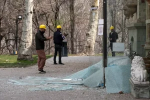 ABD-İsrail saldırılarında Tahran’daki tarihi Sadabad Sarayı zarar gördü