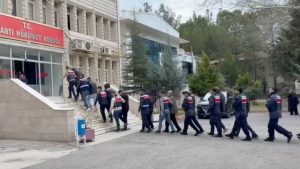 Adana merkezli siber suç operasyonu: 19 şüpheli yakalandı