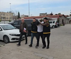 Adana’da Araç Hırsızlığı: 2 Zanlı Tutuklandı