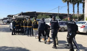 Adana’da Göçmen ve Şüphelilere Operasyon