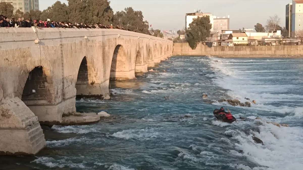 Adana’da Nehirde Kurtarma Operasyonu