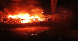 Adana’da yangın çıkan ev küle döndü