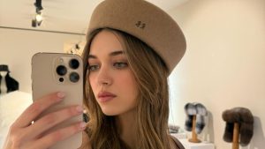 Afra Saraçoğlu tatilde! Milano pozlarına beğeni yağdı