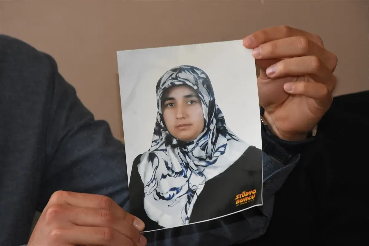 Afyonkarahisar’da Yaya Geçidinde Kaza: Elçin Aksu Hayatını Kaybetti