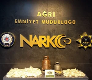 Ağrı’da 8 Kilogram Uyuşturucu Ele Geçirildi