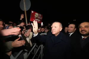 AK Parti Gençlik Kolları’ndan Erdoğan’a Doğum Günü Sürprizi