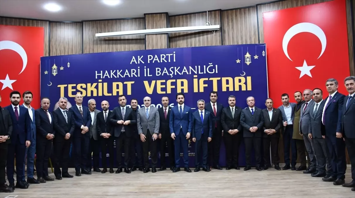 AK Parti Hakkari’de Vefa İftarı Düzenlendi