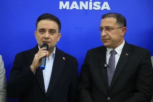 AK Parti Manisa İl Başkanlığında bayramlaşma programı düzenlendi
