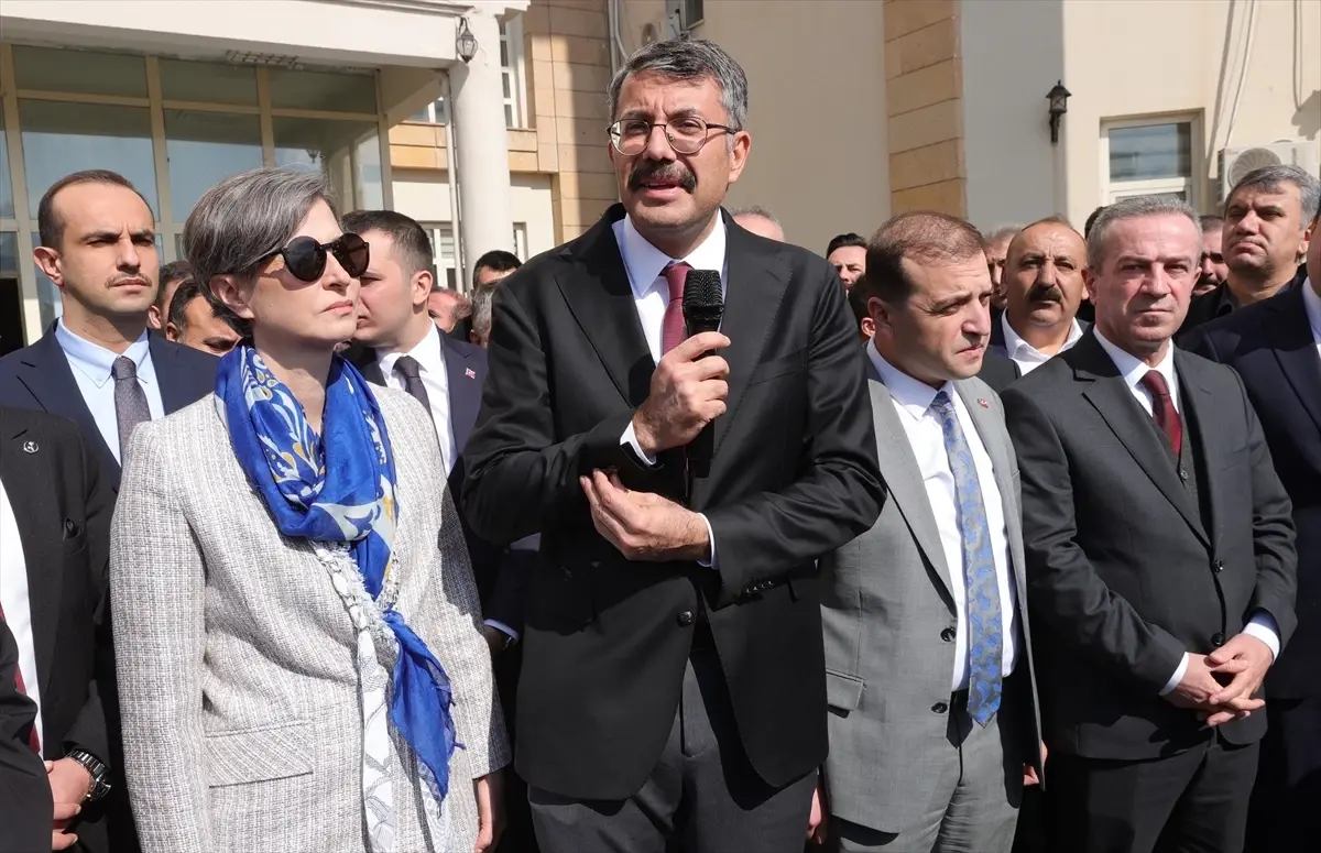 Ali Çelik, Hakkari’den Uğurlandı