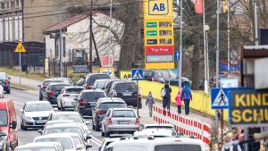 Almanlar ucuz akaryakıt için Polonya’ya akın ediyor